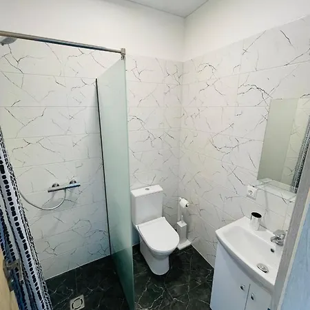 Easy Apartment *
